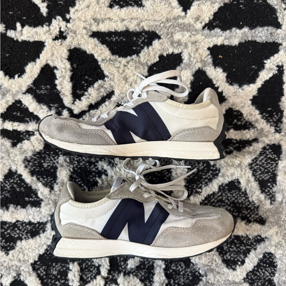 New Balance Gray Boys 327 1.5Y